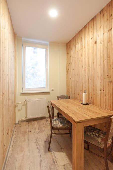 Vysoka Apartman Emf/Stp براتسيلافا المظهر الخارجي الصورة