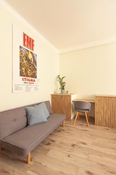 Vysoka Apartman Emf/Stp براتسيلافا المظهر الخارجي الصورة