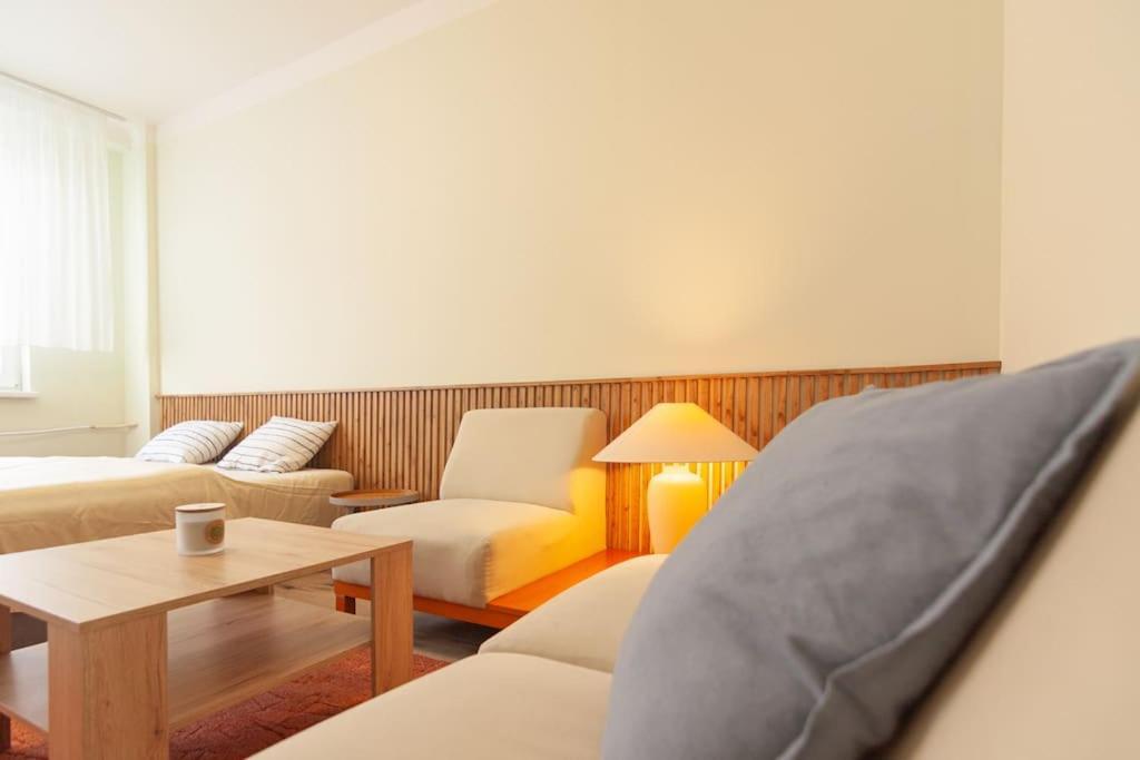Vysoka Apartman Emf/Stp براتسيلافا المظهر الخارجي الصورة