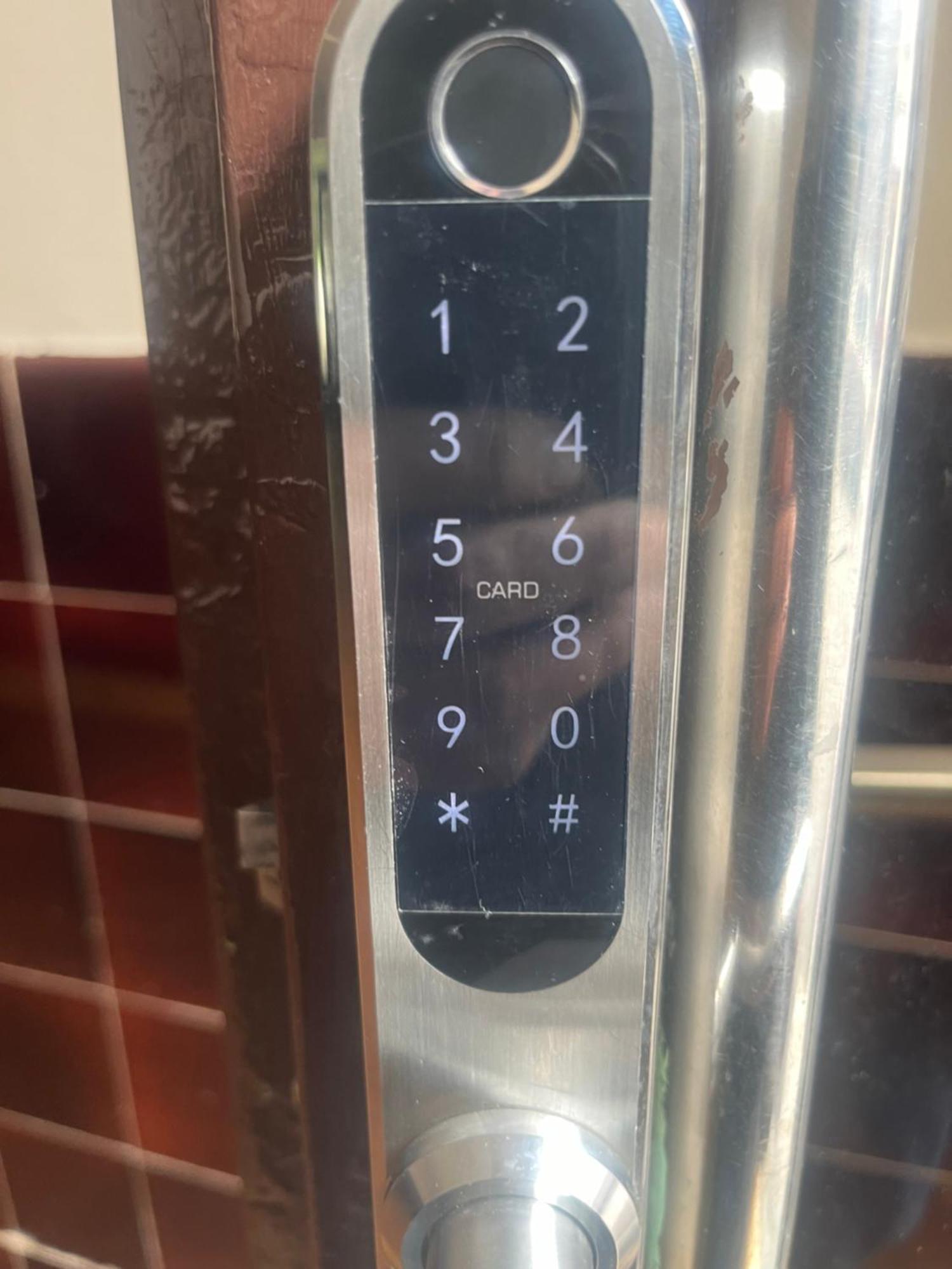 Vysoka Apartman Emf/Stp براتسيلافا المظهر الخارجي الصورة